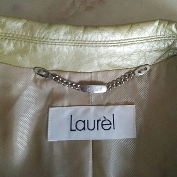 HOST PICK❤ LAUREL BY ESCADA - luxe soft pearly lime lamb jack - Picture 3 of 5